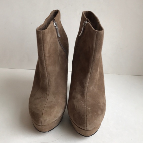 BCBGeneration  suede leather heeled boots Sz 9 - Picture 2 of 8